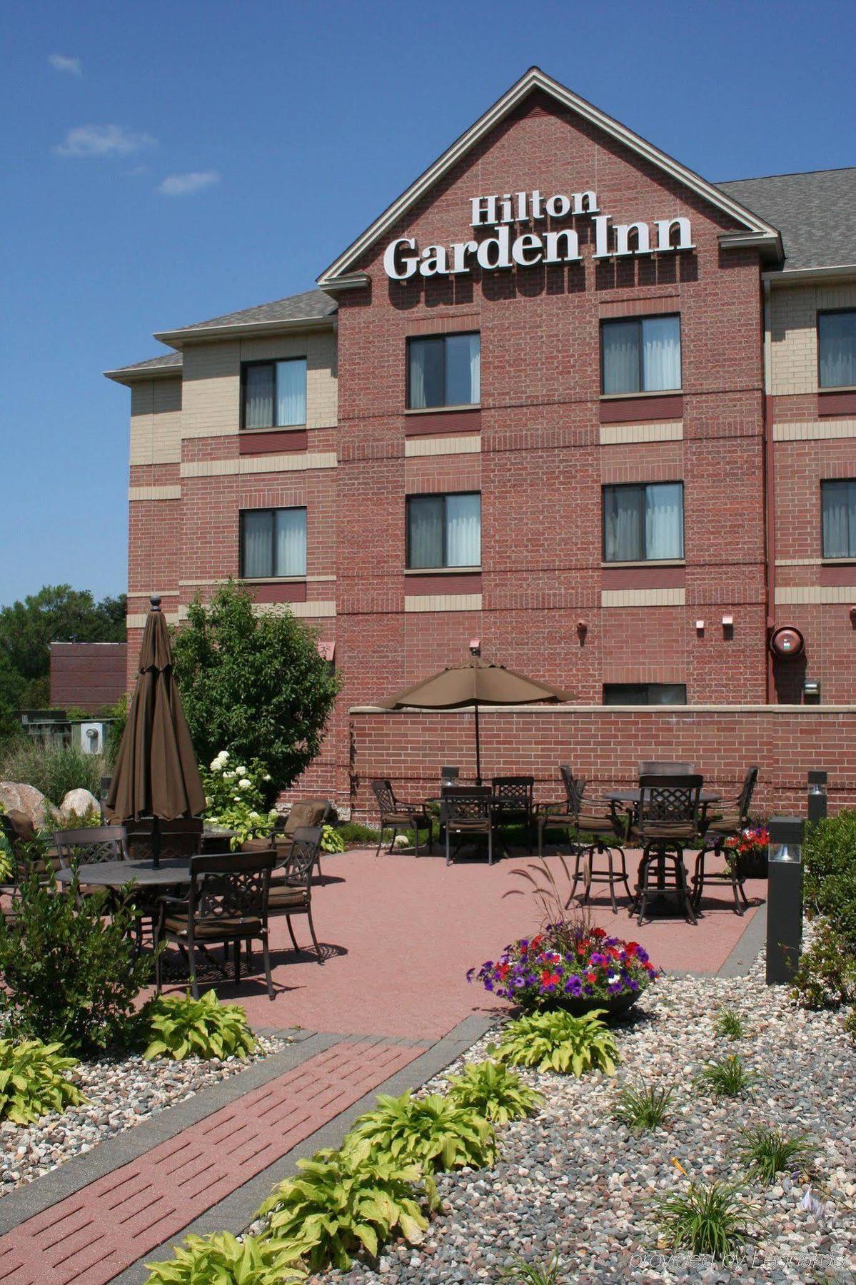 Hilton Garden Inn Minneapolis Maple Grove Exterior photo